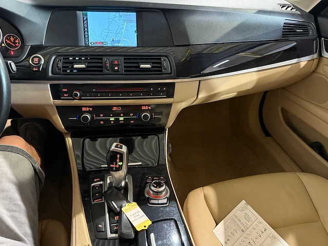 Bmw 5-serie touring 520i executive, 62-xht-2 - afbeelding 4 van  14