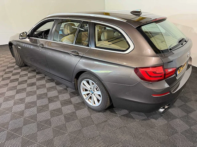 Bmw 5-serie touring 520i executive, 62-xht-2 - afbeelding 7 van  14
