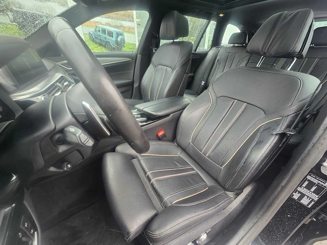 Bmw 5-serie touring 520i high executive m-sport edition - panoramadak - car 2020 | h-433-tb - afbeelding 20 van  32