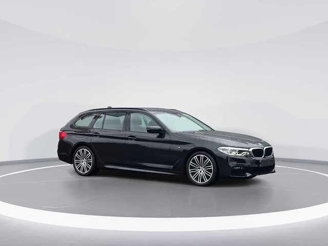 Bmw 5-serie touring 520i high executive m-sport edition - panoramadak - car 2020 | h-433-tb - afbeelding 23 van  32
