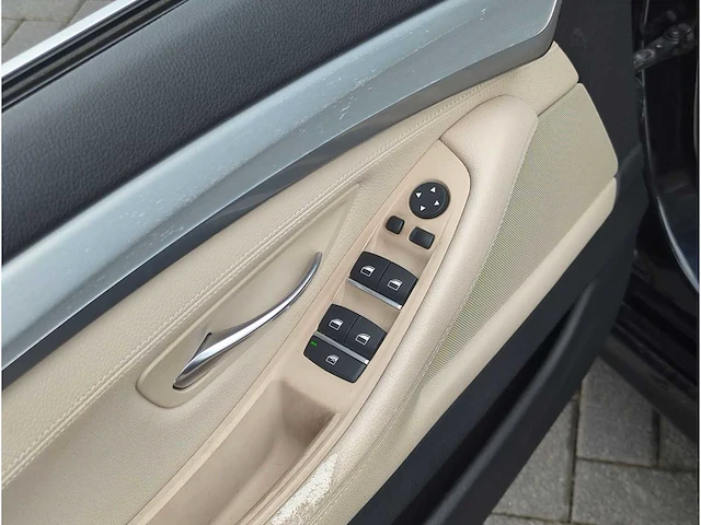 Bmw 5-serie touring 520xd high executive car 2013 | rv-907-b - afbeelding 3 van  30