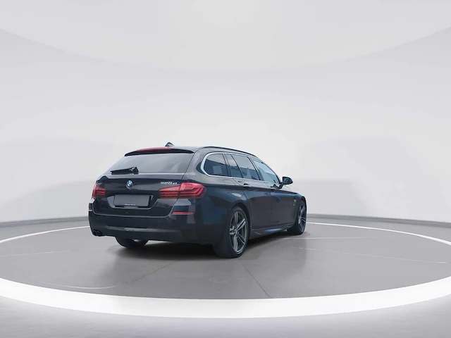 Bmw 5-serie touring 520xd high executive car 2013 | rv-907-b - afbeelding 28 van  30
