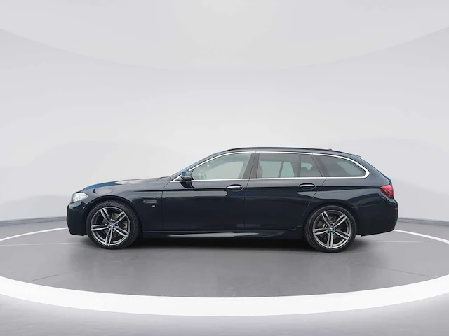 Bmw 5-serie touring 520xd high executive car 2013 | rv-907-b - afbeelding 25 van  30
