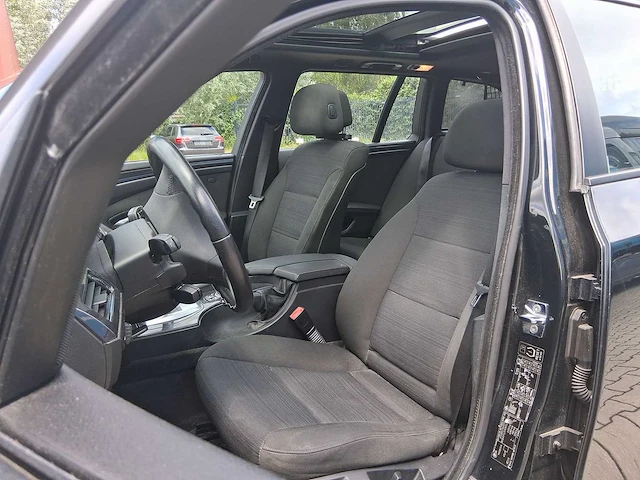 Bmw 5-serie touring 523i business edition ii 2009 | 9-xkf-90 - afbeelding 2 van  38