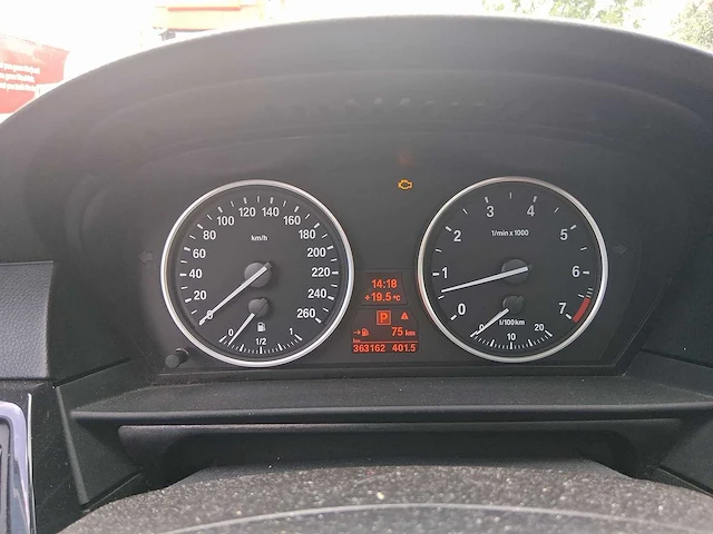 Bmw 5-serie touring 523i business edition ii 2009 | 9-xkf-90 - afbeelding 7 van  38