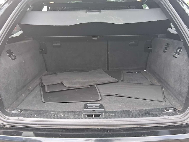 Bmw 5-serie touring 523i business edition ii 2009 | 9-xkf-90 - afbeelding 20 van  38