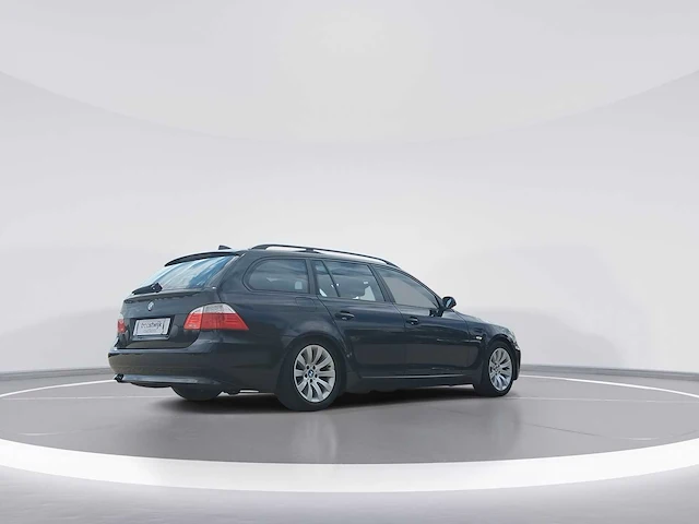 Bmw 5-serie touring 523i business edition ii 2009 | 9-xkf-90 - afbeelding 37 van  38