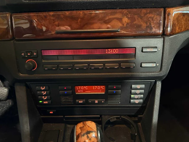 Bmw 5-serie touring 523i executive, 83-db-xf - afbeelding 6 van  19