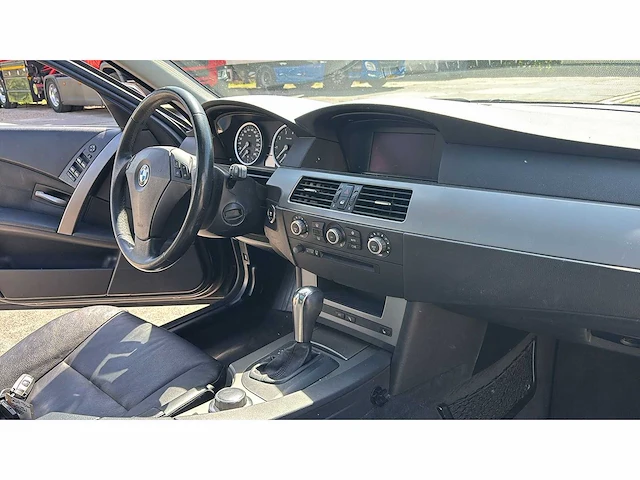 Bmw 5-serie touring 523i executive car 2007 | 01-grk-6 - afbeelding 3 van  20