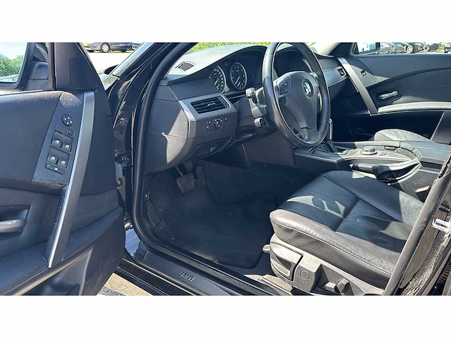 Bmw 5-serie touring 523i executive car 2007 | 01-grk-6 - afbeelding 5 van  20
