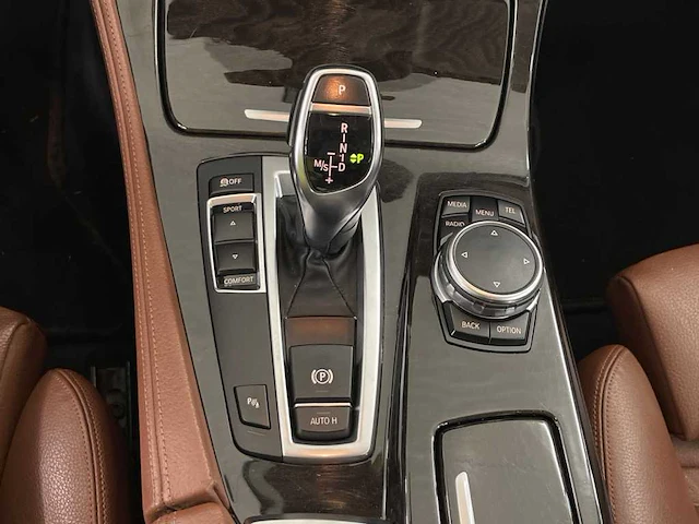 Bmw 5-serie touring 525d high executive 2015 | nt-925-v - afbeelding 8 van  23