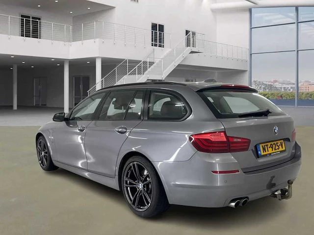 Bmw 5-serie touring 525d high executive 2015 | nt-925-v - afbeelding 18 van  23