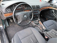 Bmw 5-serie touring 525i executive 2001, 46-gv-fl - afbeelding 2 van  18