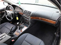 Bmw 5-serie touring 525i executive 2001, 46-gv-fl - afbeelding 5 van  18