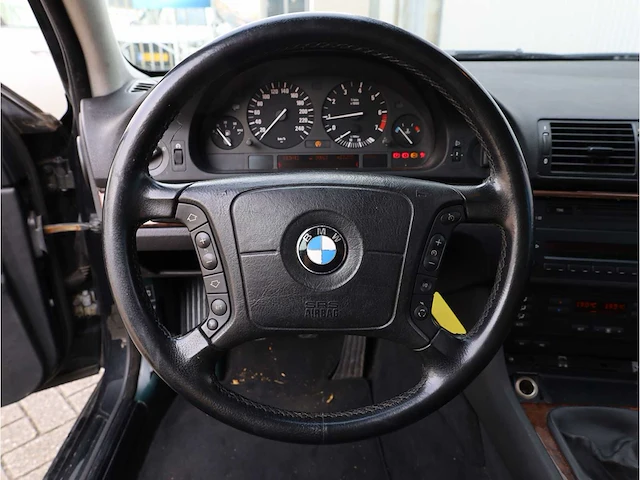 Bmw 5-serie touring 525i executive 2001, 46-gv-fl - afbeelding 6 van  18