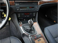 Bmw 5-serie touring 525i executive 2001, 46-gv-fl - afbeelding 8 van  18
