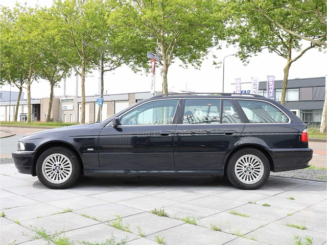 Bmw 5-serie touring 525i executive 2001, 46-gv-fl - afbeelding 11 van  18