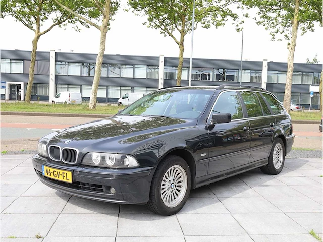 Bmw 5-serie touring 525i executive 2001, 46-gv-fl - afbeelding 18 van  18
