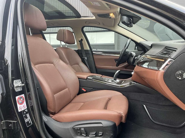 Bmw 5-serie touring 530d m sport high executive car 2015 | pl-910-h - afbeelding 20 van  30