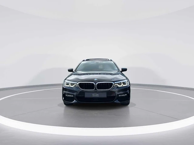 Bmw 5-serie touring 530d xd high executive 2017 | xj-946-r - afbeelding 12 van  35