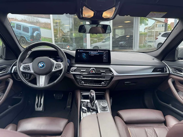 Bmw 5-serie touring 530e business edition+ m-sport 2022 | p-056-bt - afbeelding 18 van  36