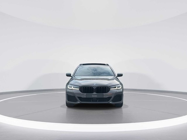 Bmw 5-serie touring 530e business edition+ m-sport 2022 | p-056-bt - afbeelding 12 van  36
