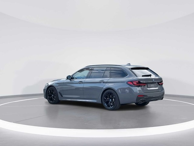 Bmw 5-serie touring 530e business edition+ m-sport 2022 | p-056-bt - afbeelding 34 van  36