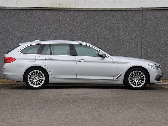 Bmw 5-serie touring 530i xdrive high executive | r-701-xj - afbeelding 30 van  48