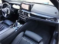 Bmw 5-serie touring 540i xdrive business edition plus sensatec automaat 2021 laser camera dodehoek panoramadak memory - afbeelding 8 van  44