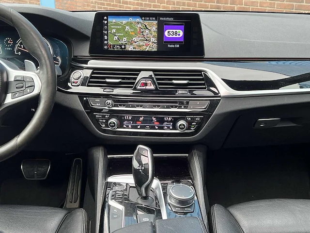 Bmw 5-serie touring 540i xdrive high executive| rx-593-g - afbeelding 29 van  40