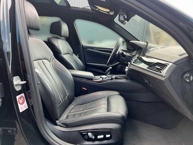 Bmw 5-serie touring 540i xdrive high executive| rx-593-g - afbeelding 30 van  40