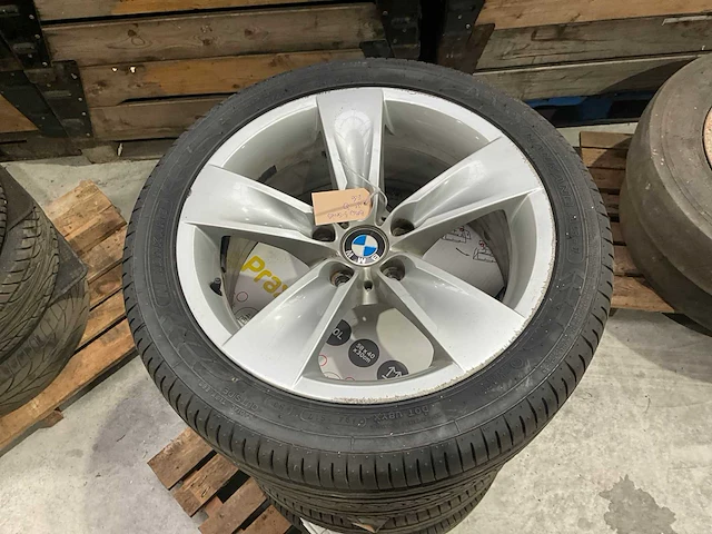 Bmw 5-series 18” autoband met velg (4x) - afbeelding 2 van  6