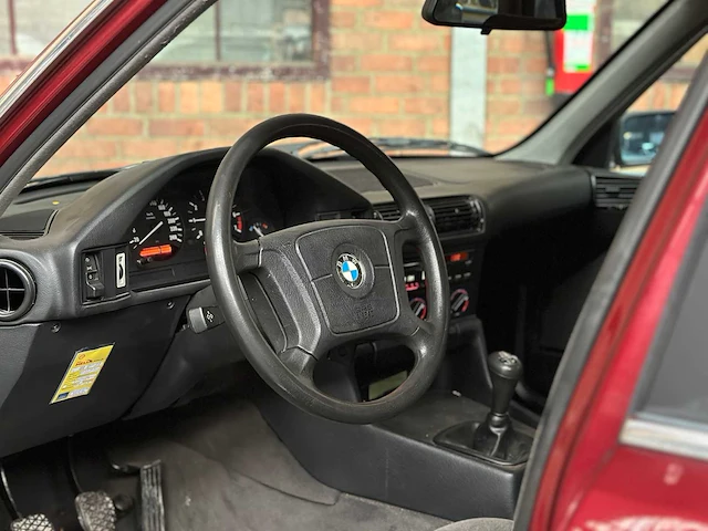 Bmw 518i touring executive e34 116pk 1994 5-serie, jb-fj-06 youngtimer - afbeelding 11 van  43