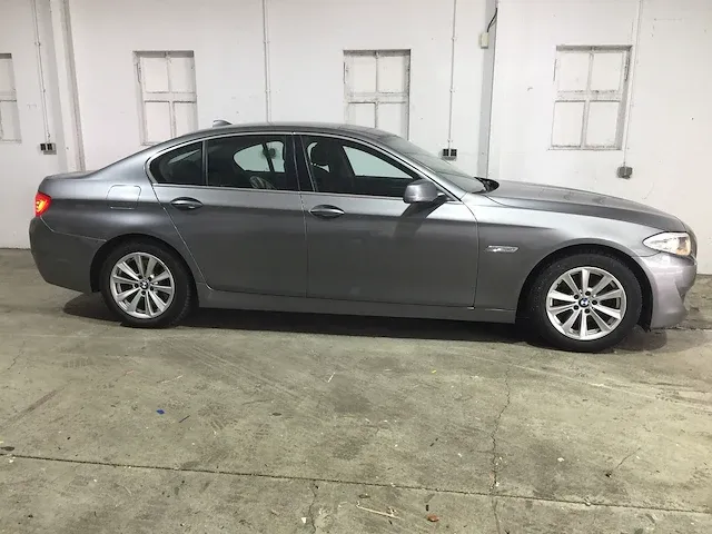 Bmw 520i executive + 5-serie 93-zvb-6 - afbeelding 6 van  23