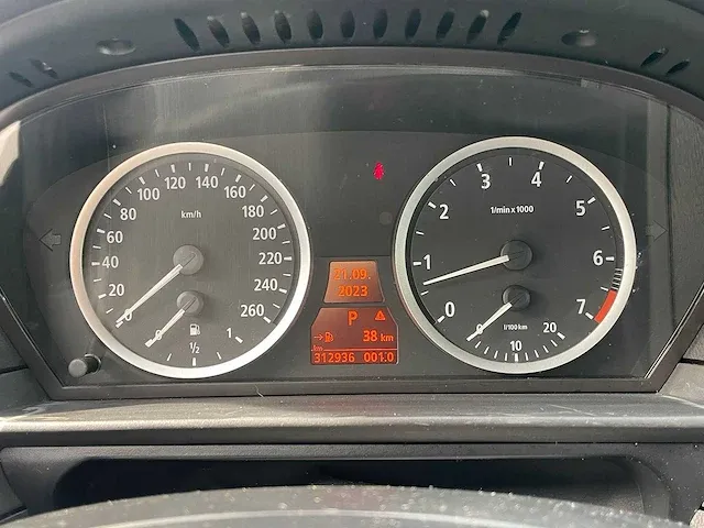 Bmw 520i executive automaat, 95-pr-zv - afbeelding 14 van  17