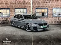 Bmw 520i m-performance m-sport high executive edition -facelift- 184pk 2020 -orig. nl- 5-serie, j-372-zj - afbeelding 2 van  87
