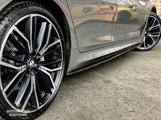 Bmw 520i m-performance m-sport high executive edition -facelift- 184pk 2020 -orig. nl- 5-serie, j-372-zj - afbeelding 11 van  87