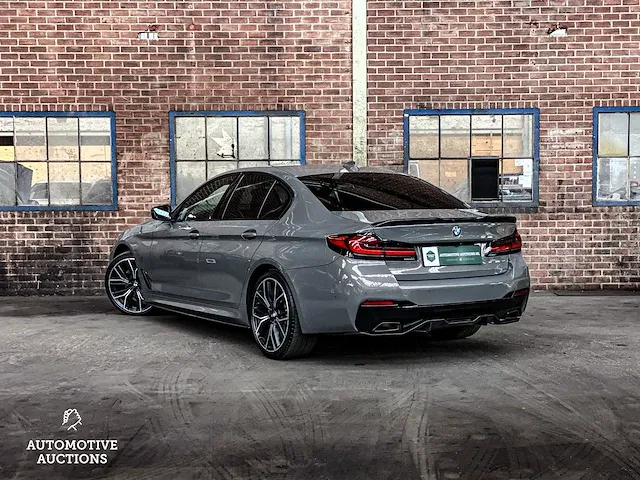 Bmw 520i m-performance m-sport high executive edition -facelift- 184pk 2020 -orig. nl- 5-serie, j-372-zj - afbeelding 16 van  87