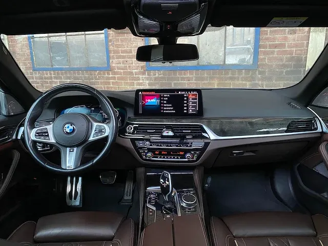 Bmw 520i m-performance m-sport high executive edition -facelift- 184pk 2020 -orig. nl- 5-serie, j-372-zj - afbeelding 26 van  87