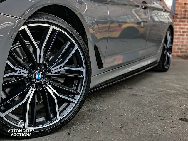 Bmw 520i m-performance m-sport high executive edition -facelift- 184pk 2020 -orig. nl- 5-serie, j-372-zj - afbeelding 23 van  87
