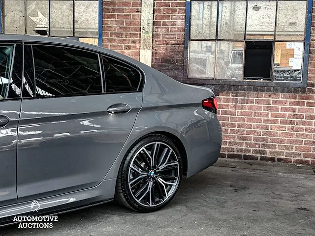 Bmw 520i m-performance m-sport high executive edition -facelift- 184pk 2020 -orig. nl- 5-serie, j-372-zj - afbeelding 34 van  87