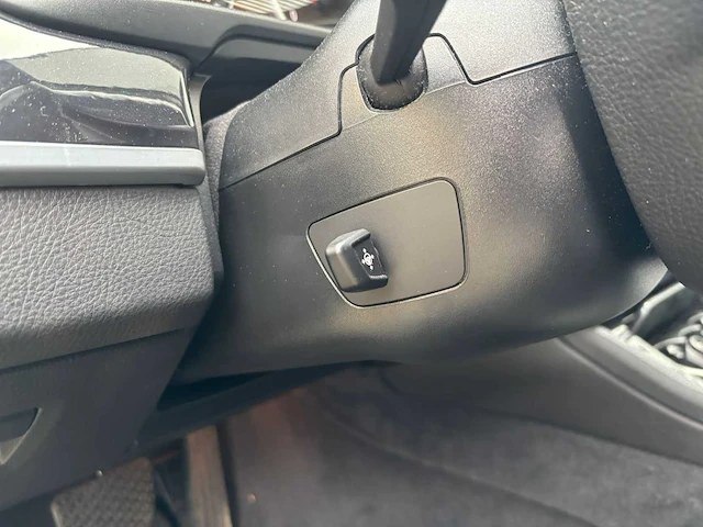 Bmw 523i executive automaat; 95-pff-6 - afbeelding 3 van  30