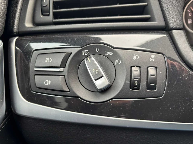 Bmw 523i executive automaat; 95-pff-6 - afbeelding 4 van  30