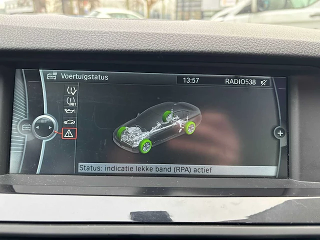 Bmw 523i executive automaat; 95-pff-6 - afbeelding 8 van  30