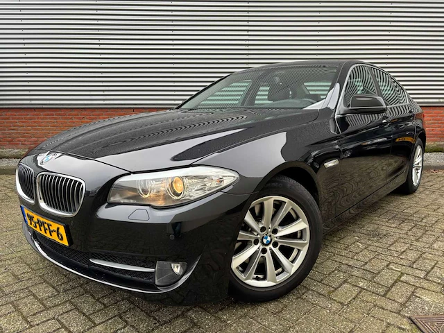 Bmw 523i executive automaat; 95-pff-6 - afbeelding 1 van  30