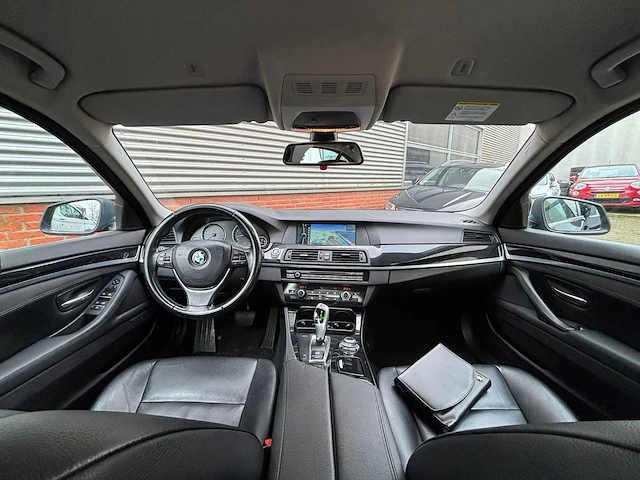 Bmw 523i executive automaat; 95-pff-6 - afbeelding 29 van  30