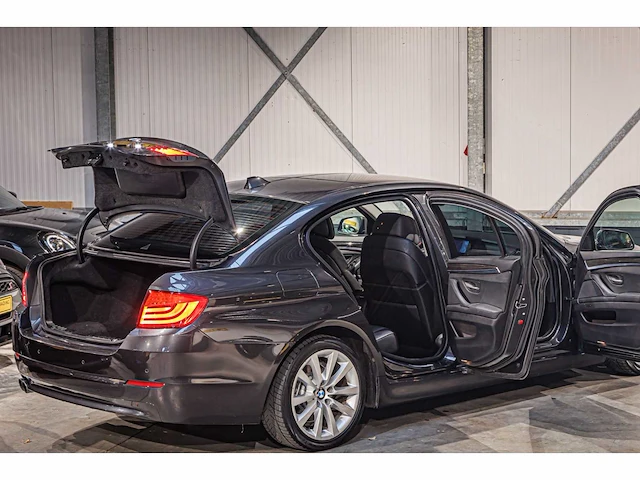 Bmw 523i high executive automaat, 68-rvt-3 - afbeelding 9 van  15