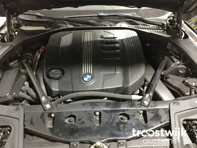 Bmw 525d executive. 9-xrl-99 - afbeelding 21 van  22