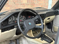 Bmw 525e 2.7 126pk 1984 5-serie, 91-gnv-4 olditmer - afbeelding 19 van  39
