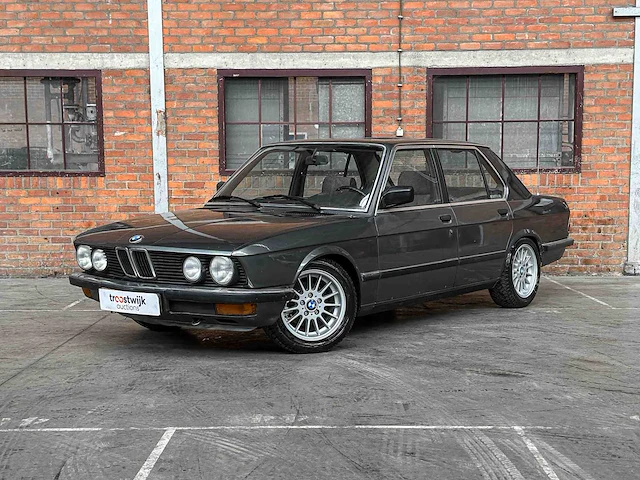 Bmw 525e 2.7 126pk 1984 5-serie, 91-gnv-4 olditmer - afbeelding 3 van  39